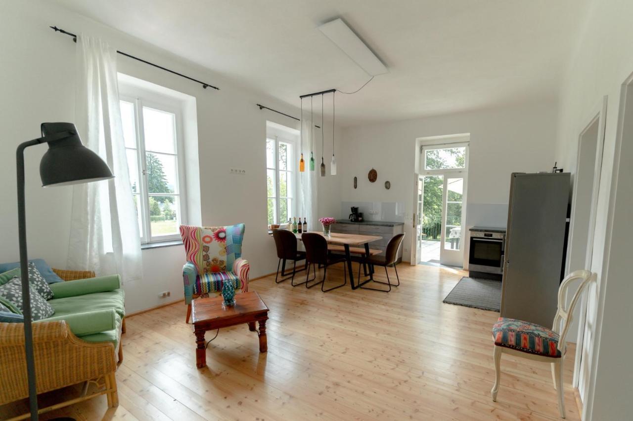Villa Schwertfuehrer เวลเดน อัม เวิร์ทเทอร์ซี ภายนอก รูปภาพ
